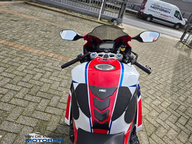 honda - cbr-1000-rr-fireblade-sp