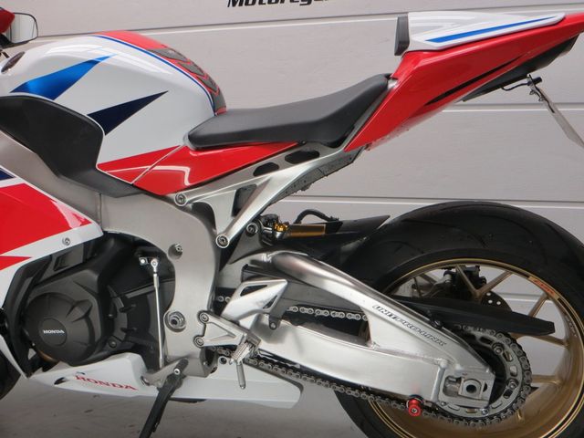 honda - cbr-1000-rr-fireblade-sp