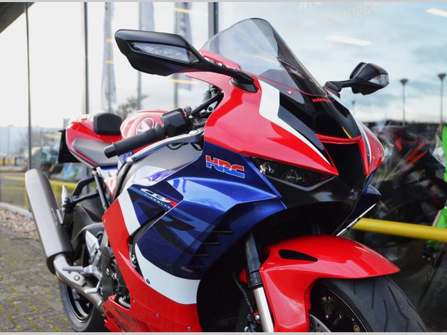 honda - cbr-1000-rr-r-fireblade