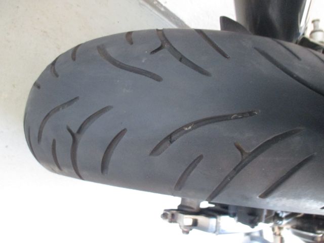 honda - cbr-1100--xx-super-blackbird