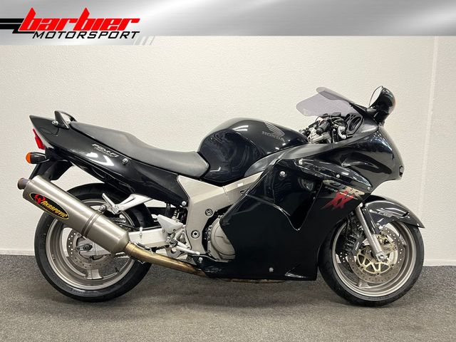 honda - cbr-1100--xx-super-blackbird