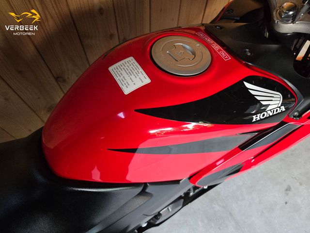 honda - cbr-125-r