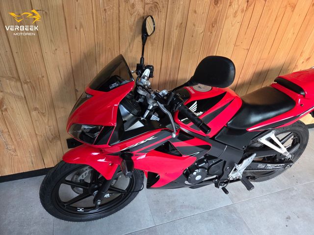 honda - cbr-125-r
