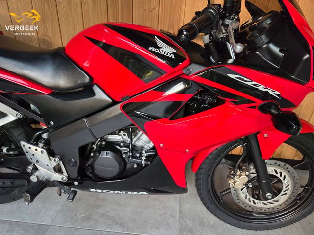 honda - cbr-125-r
