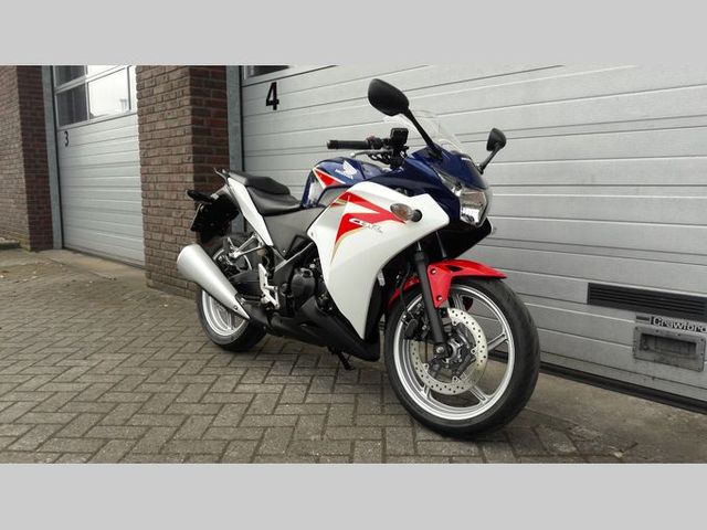 honda - cbr-250-r