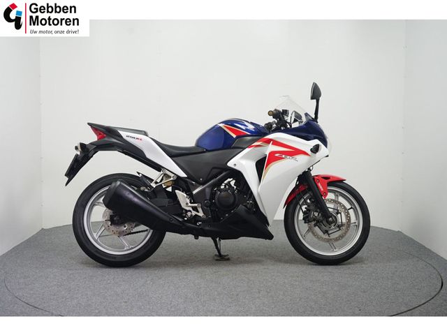 honda - cbr-250-r