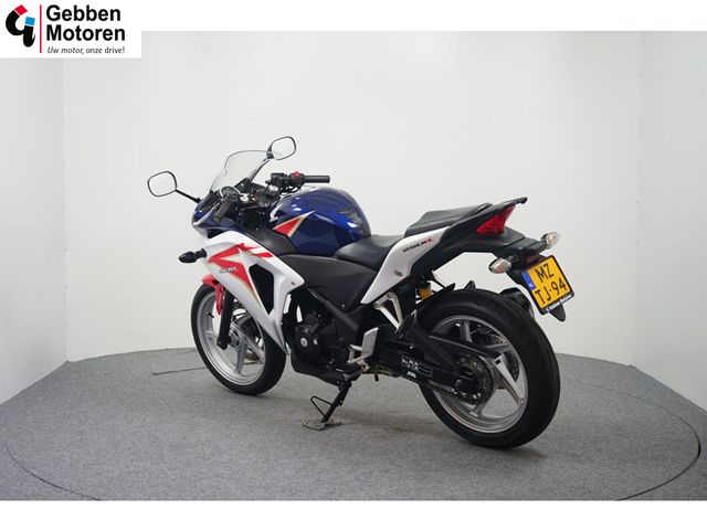 honda - cbr-250-r