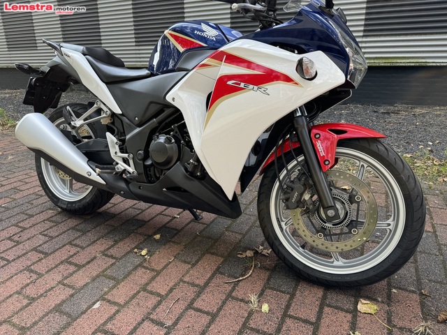 honda - cbr-250-r-c-abs