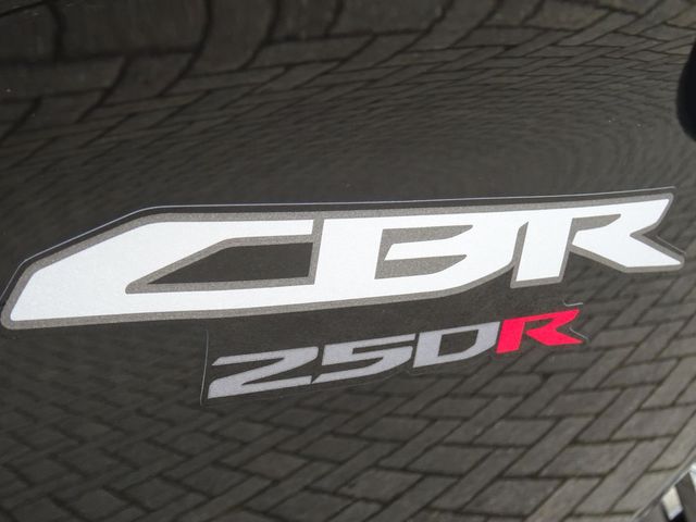 honda - cbr-250-rr