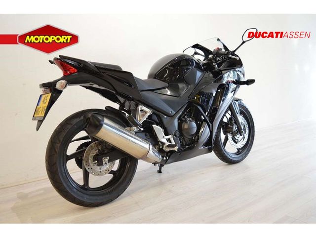 honda - cbr-300-r