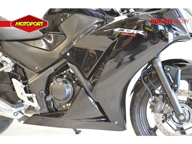 honda - cbr-300-r