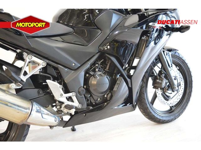 honda - cbr-300-r