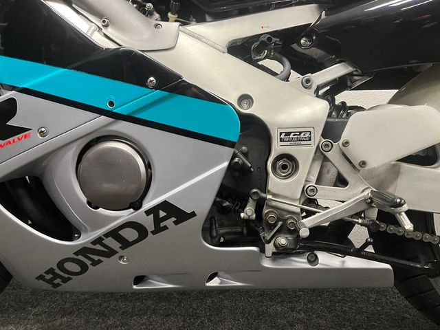 honda - cbr-400-rr