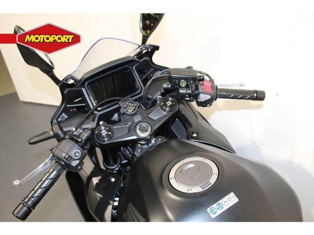 honda - cbr-500-r