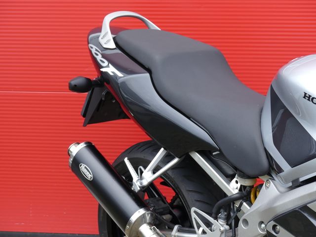 honda - cbr-600-f