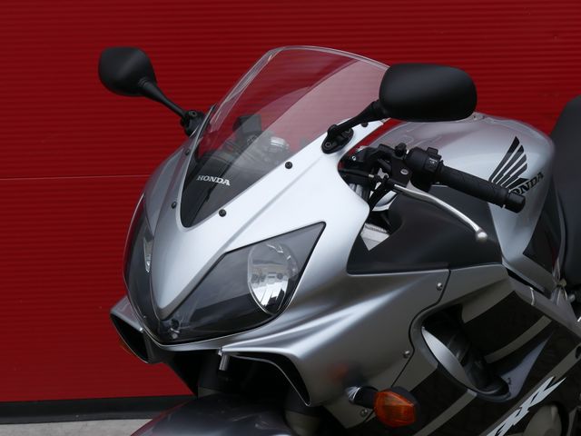 honda - cbr-600-f