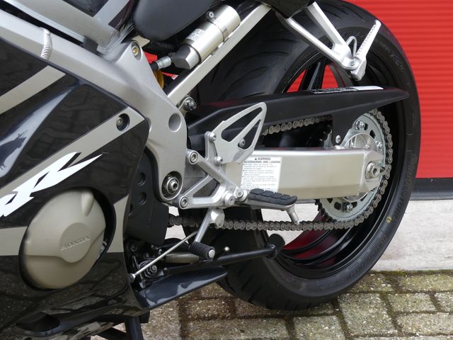 honda - cbr-600-f