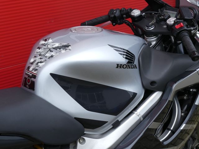 honda - cbr-600-f