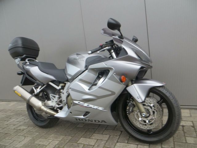 honda - cbr-600-f