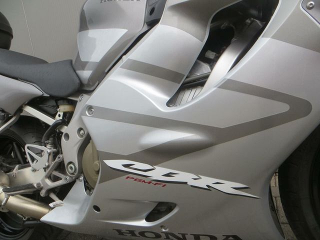 honda - cbr-600-f