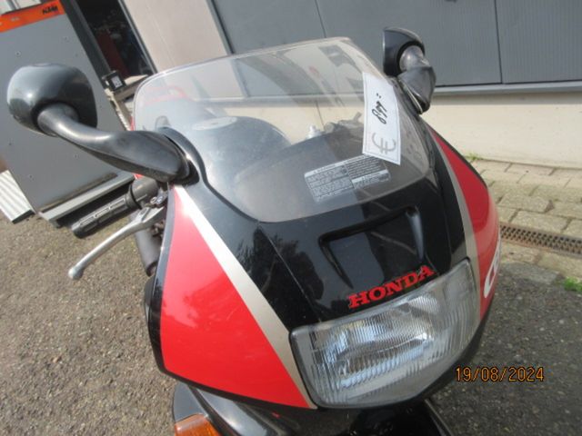 honda - cbr-600-f