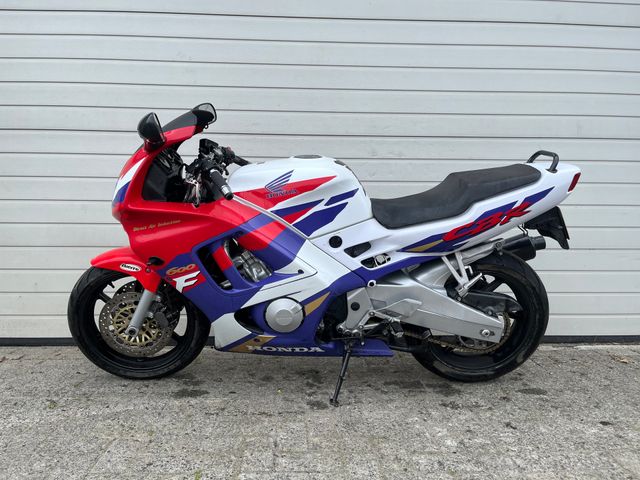 honda - cbr-600-f