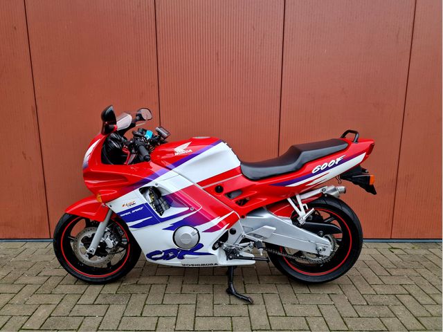 honda - cbr-600-f