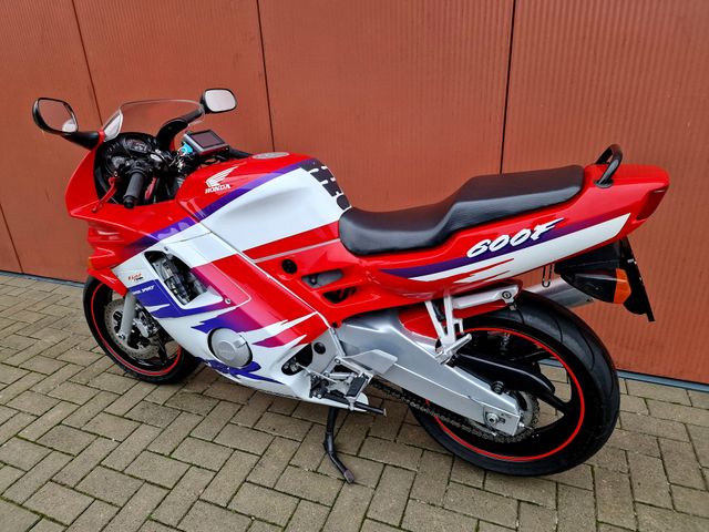 honda - cbr-600-f