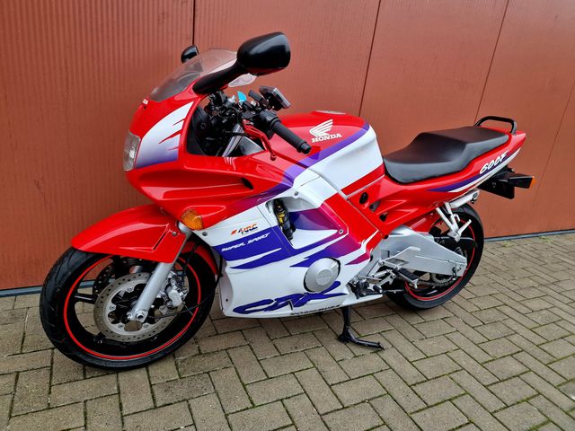 honda - cbr-600-f