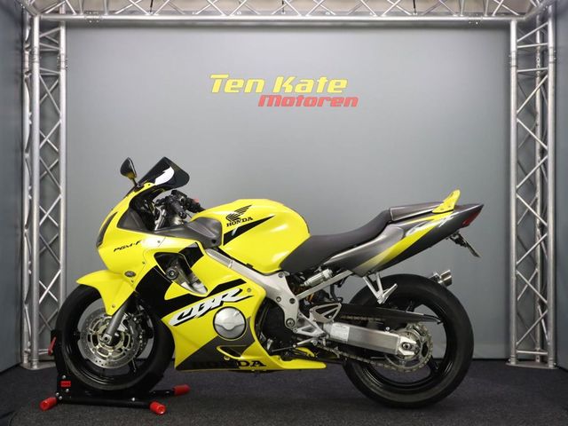 honda - cbr-600-f
