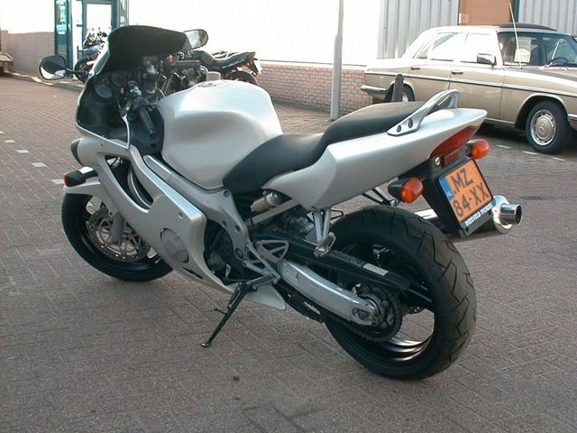 honda - cbr-600-f
