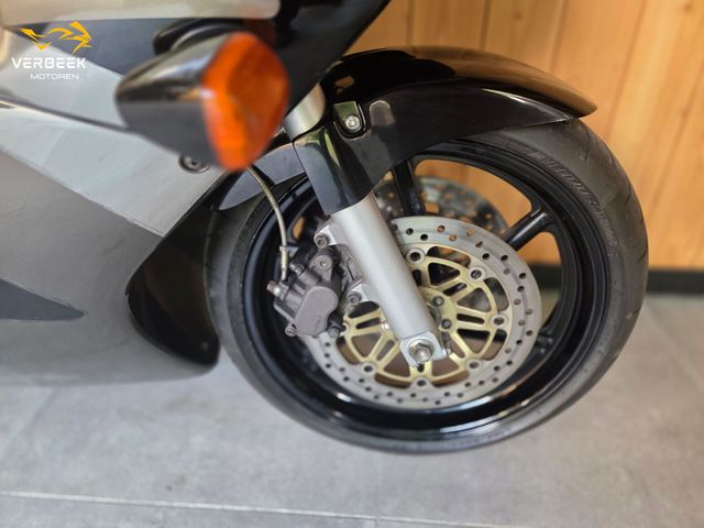 honda - cbr-600-f