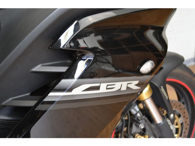 honda - cbr-600-f