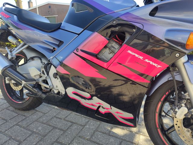 honda - cbr-600-f