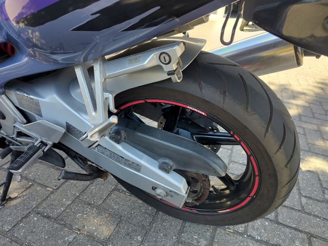 honda - cbr-600-f