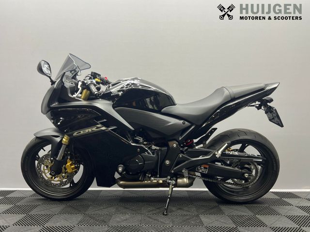 honda - cbr-600-f