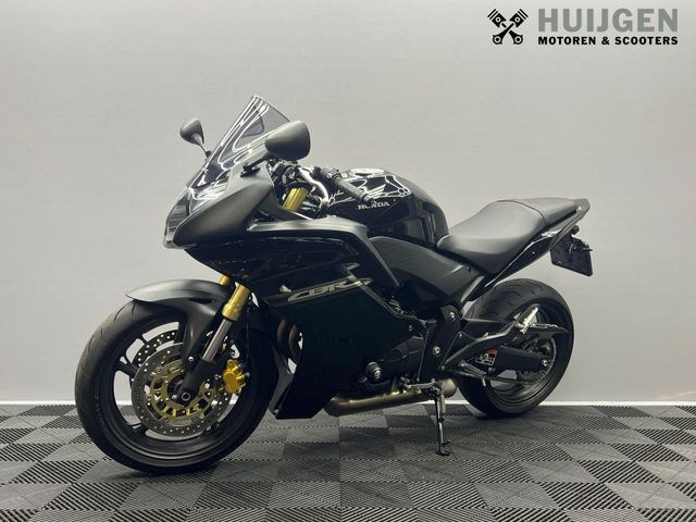 honda - cbr-600-f