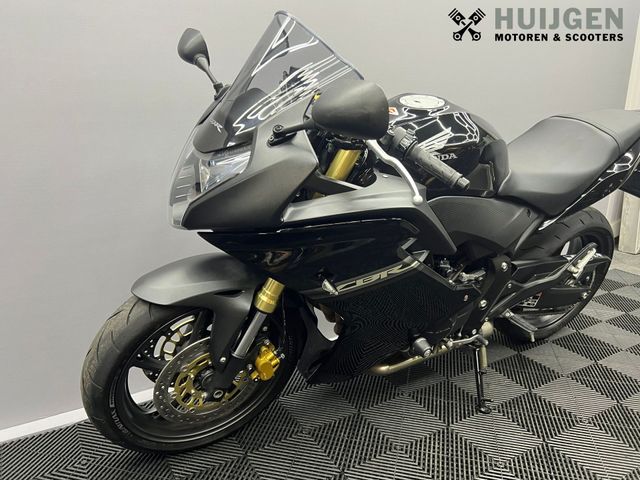 honda - cbr-600-f