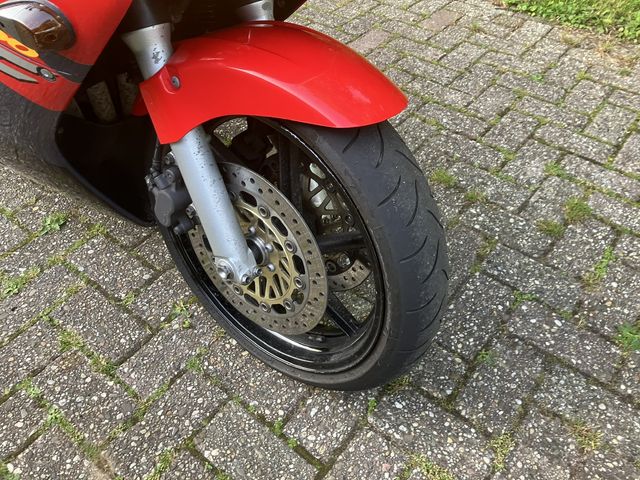 honda - cbr-600-f