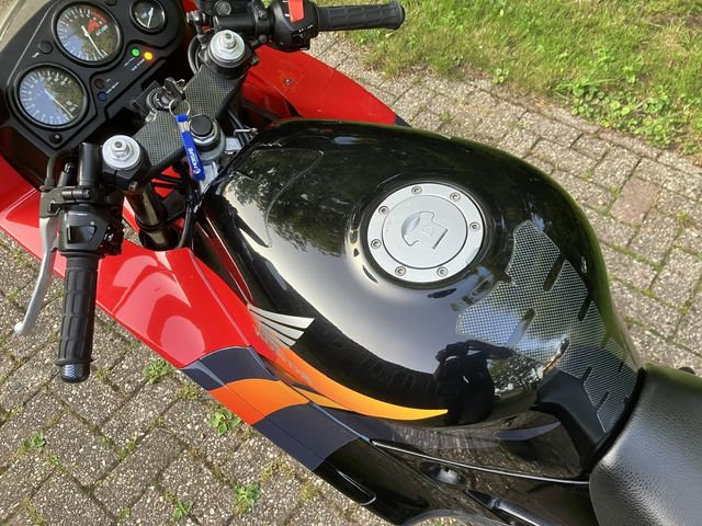 honda - cbr-600-f