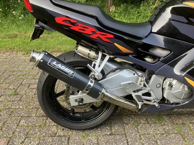 honda - cbr-600-f