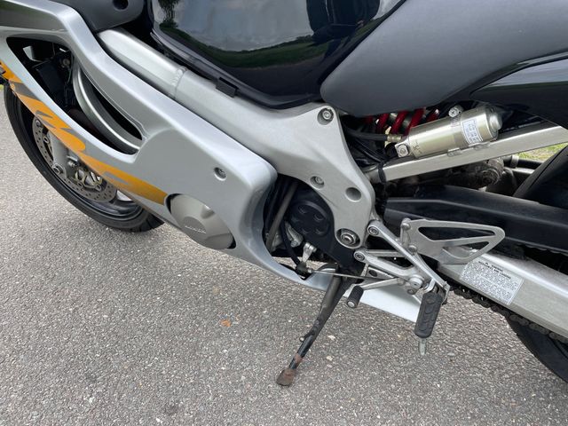 honda - cbr-600-f