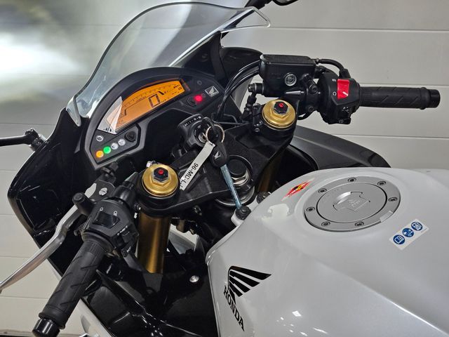 honda - cbr-600-f-c-abs