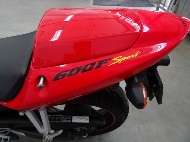 honda - cbr-600-fs--sport