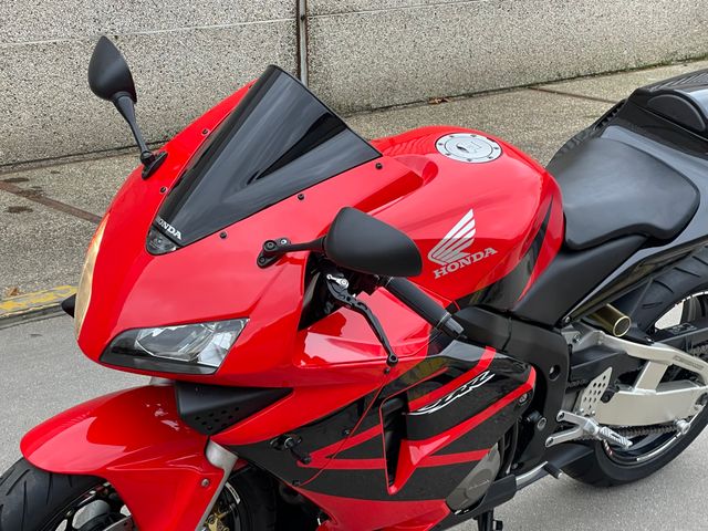 honda - cbr-600-rr