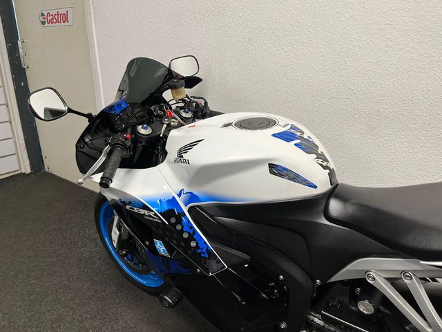 honda - cbr-600-rr