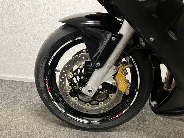 honda - cbr-600-rr