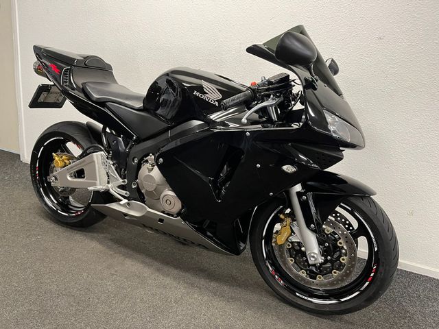 honda - cbr-600-rr