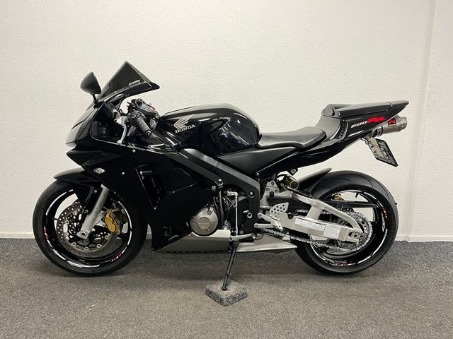 honda - cbr-600-rr