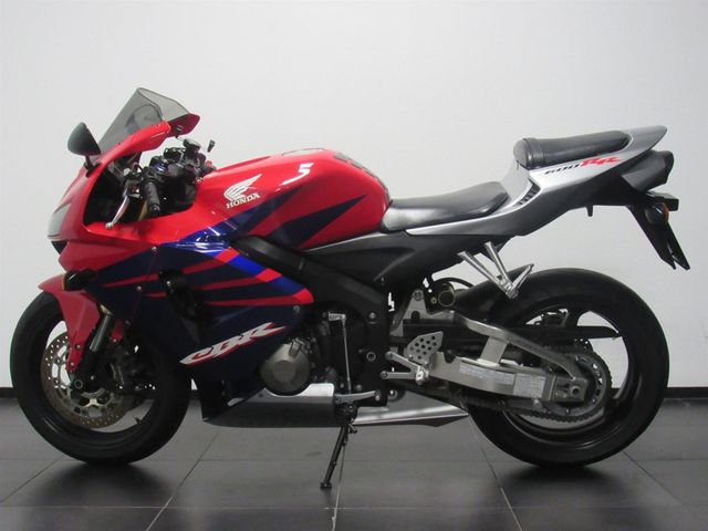 honda - cbr-600-rr
